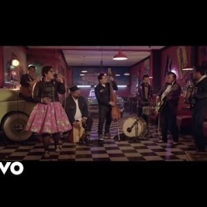 La Santa Cecilia, Rebel Cats - México Americano (en vivo)