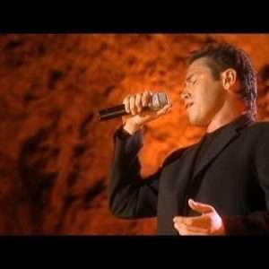 Μάριος Φραγκούλης - Naturaleza Muerta